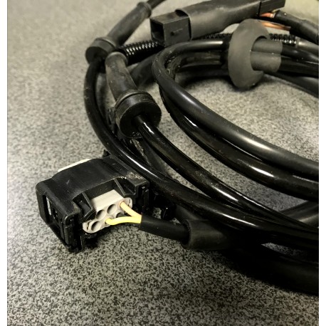 Audi A4 B6 B7 ABS sensors aizmugures L Autolog, 8E0927807C