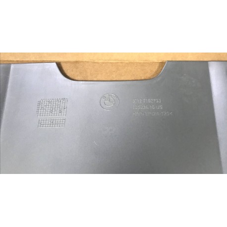 BMW X6 āķa nosegs 51127192733