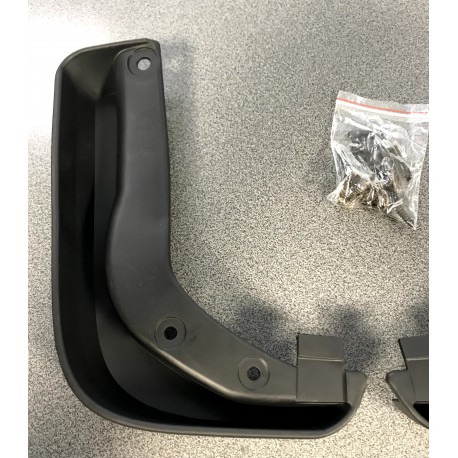 Audi A4 Avant 08- Dubļu sargi priekšējie комplekts- 2 gab. 8K0075111