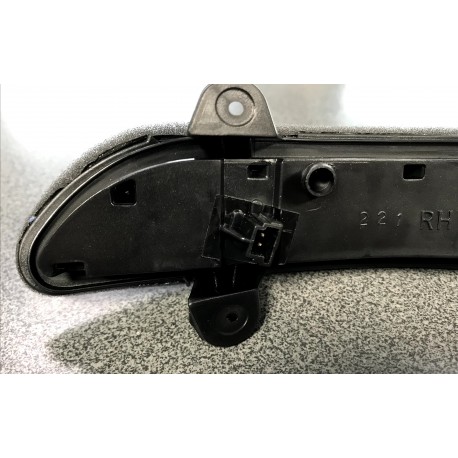 Mercedes E-Class W211 CLS pagriesiena lukturis spogulī R 2118201221