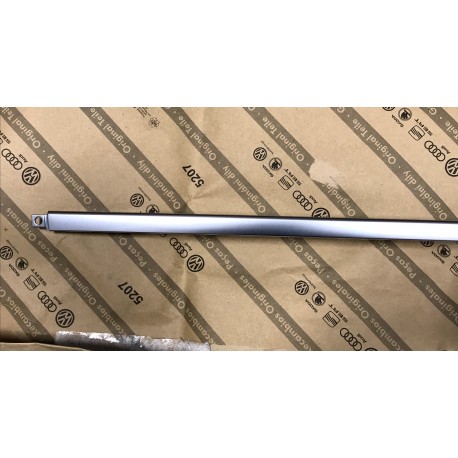 VW Passat 13- aizmugures modings ar Hromu 3G9853835A2ZZ