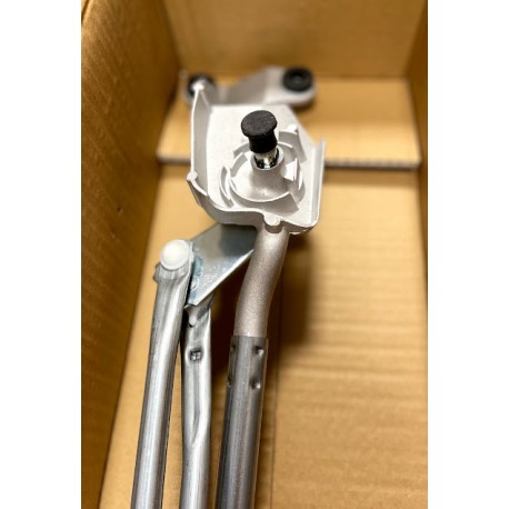 MITSUBISHI OUTLANDER 06-12 Logu tīrītāja mehanisms ZV 8251A031