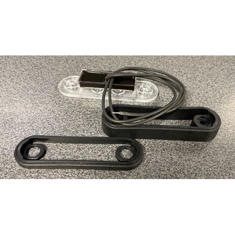 Gabarītlukturis universāls ar kronšteinu 80x23MM balts LED