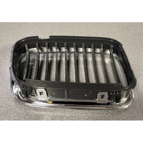 BMW 3 E46 98-01 reste L hromēta 51138208489, 51118226611 200805-3