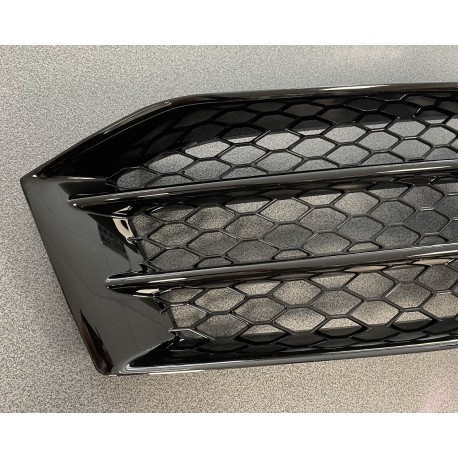 AUDI A5 11-17 reste bamperī RS5 R 8T0807682F