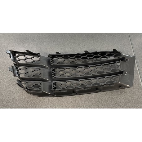 AUDI A5 11-17 reste bamperī RS5 R 8T0807682F