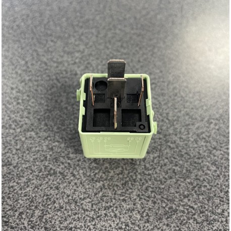 BMW Daudzfunkcionālais relejs 61368373700