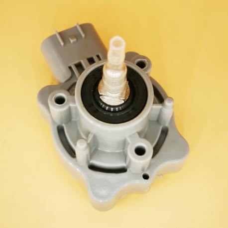 Toyota Avensis 03-08 lukturu regulācijas motors pie plaukta 8940720020