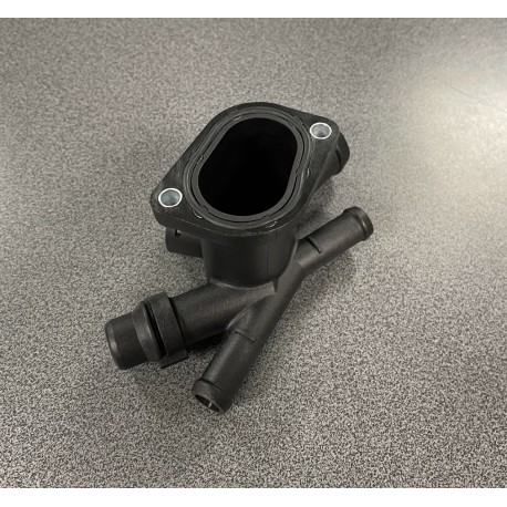 VW Sharan Alhambra dzesēšanas sistēmas flancis 06A121132M