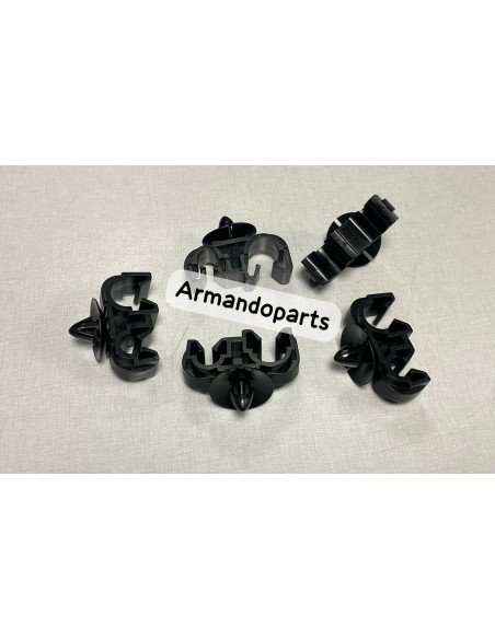 Audi stiprinājums vadiem, caurulei 8mm,12mm