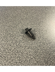 Volvo durvju apšuvuma klipis