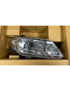 Mazda 323 01-03 lukturis R H4 gaišs elektro TYC...