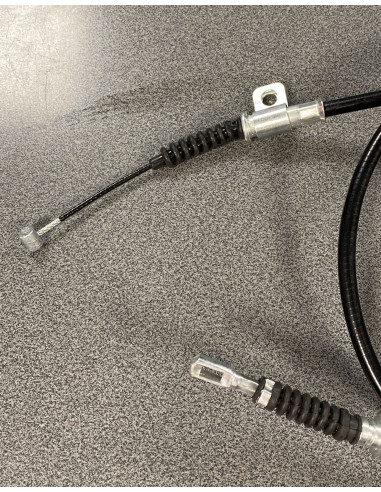 HYUNDAI H-1 Cargo Rokas bremžu trose RH 597704H730