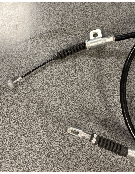 HYUNDAI H-1 Cargo Rokas bremžu trose RH 597704H730