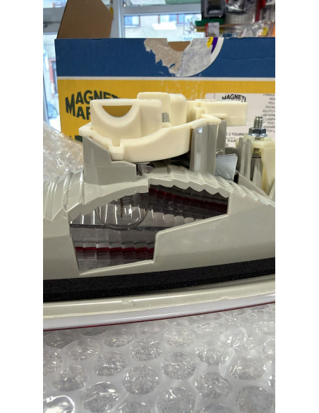 BMW 3 E91 05-08 aizmugures vidus TOURING L MARELLI 7160063,  63217160063