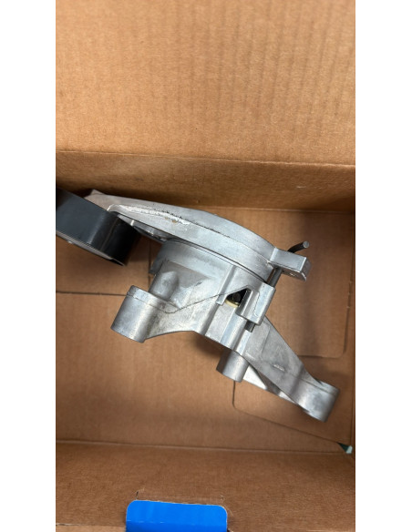 Celiņsiksnas spriegotājrullis VKM-31054 SKF, 03G903315D