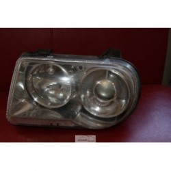 Chrysler 300 lamp