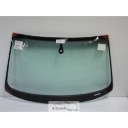 Priekšējais stikls